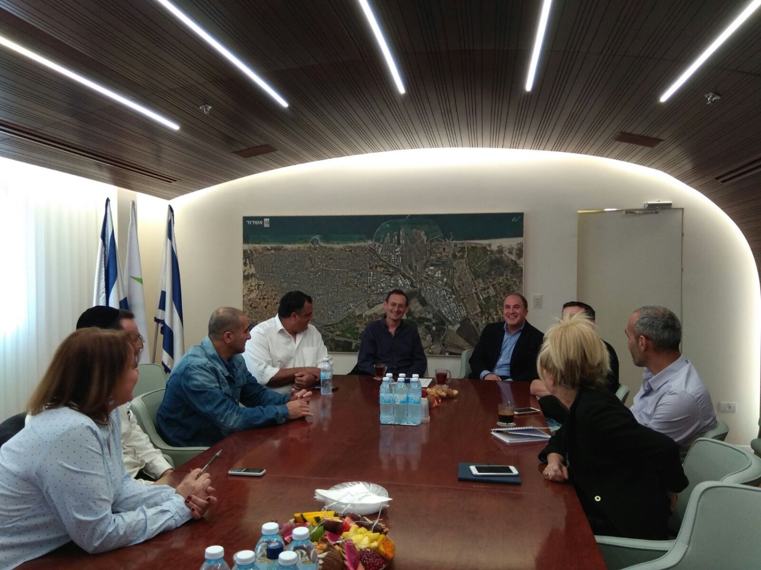 פגישת ראש העיר עם ח"כ דב חנין