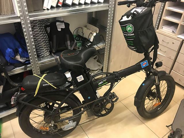 האופניים החשמליים שנמצאים בתחנת אשדוד