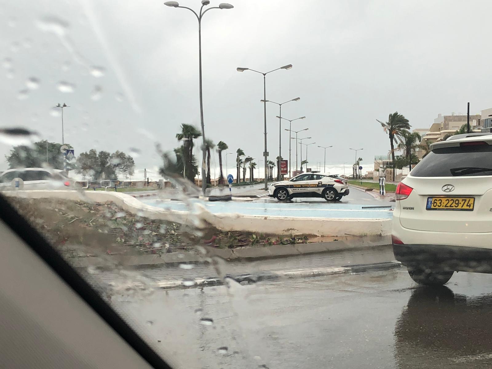 שדרות משה דיין נחסמו לכיוון כיכר השוק