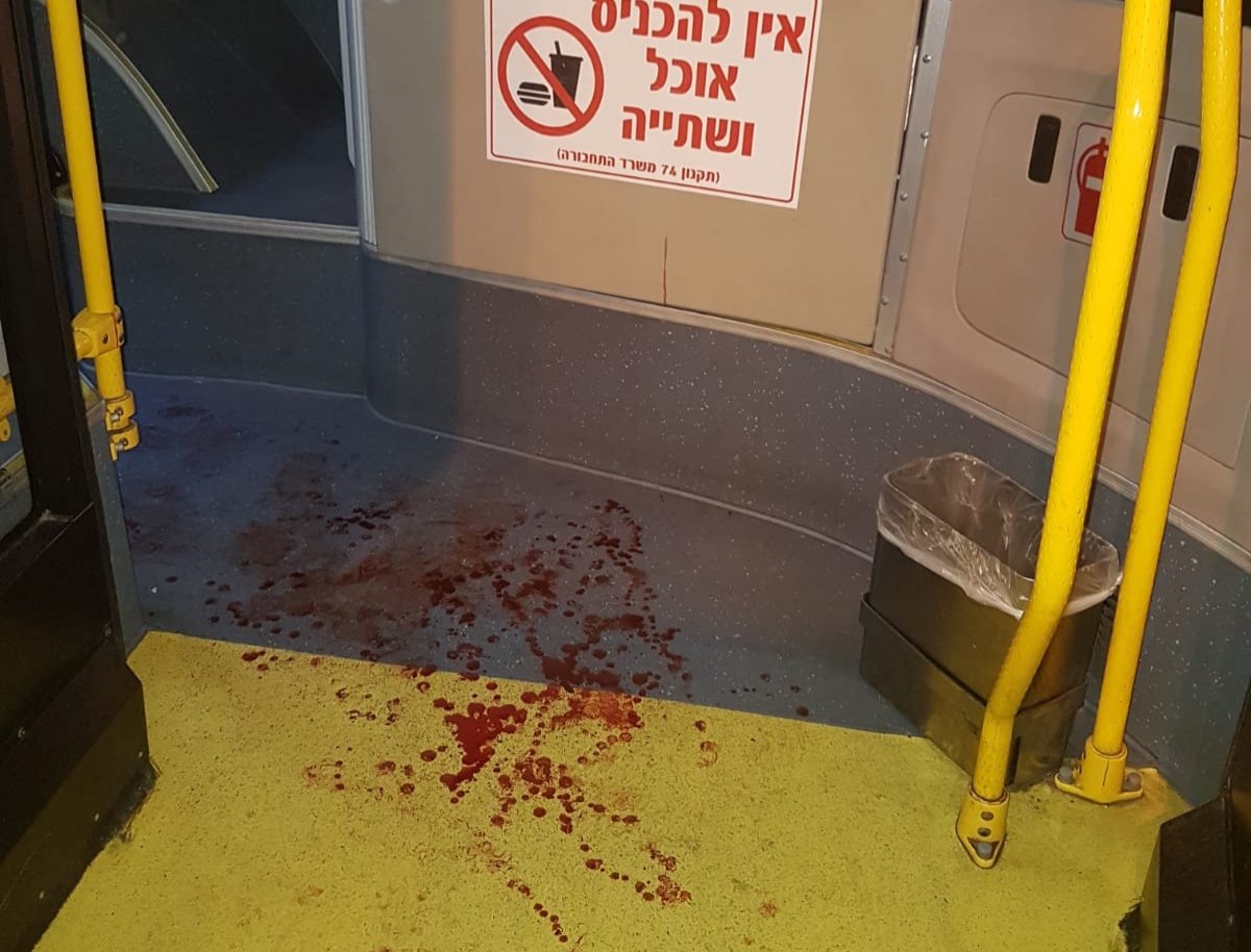 זירת התקיפה באוטובוס באשדוד