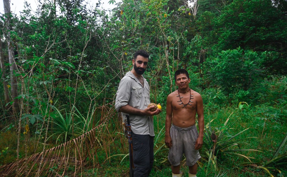 אסולין מבקר בשבטים במרכז אמריקה