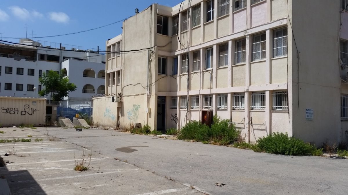 תחנת המשטרה הישנה באשדוד (צילום: עופר אשטוקר)
