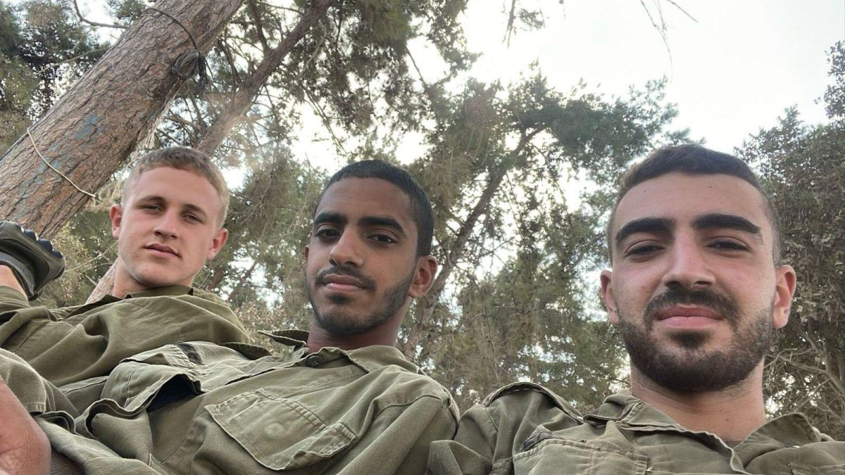 באדיבות המשפחה