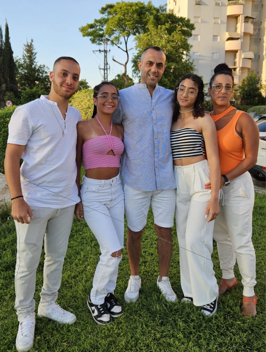 באדיבות המשפחה