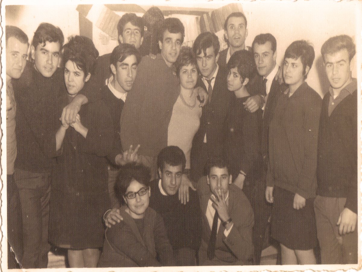 מישל בן שושן ,אידה וזקי ביטון סלביה ביטון, בבר אוחיון, דני ביטון ,אבנר סויסה,קוקו דוהן