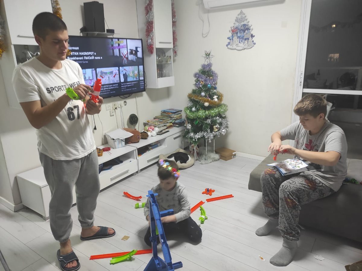 באדיבות המשפחה