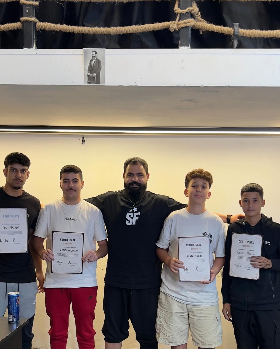 אקדמיית שופוני לספרות גברים